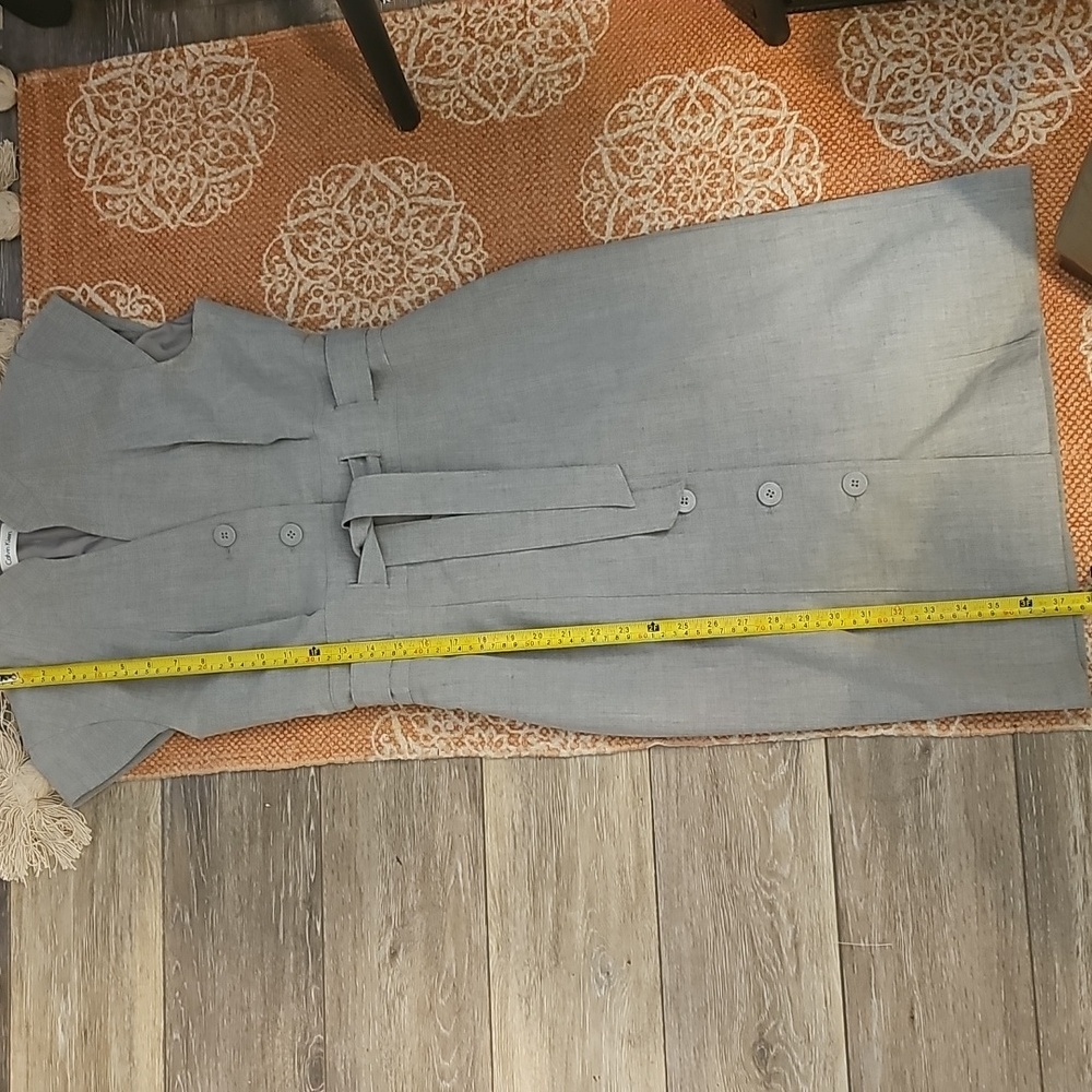 Calvin Klein Claassic Dress, Cap Sleeve, Belted, Gray.  Women's, Size 4P - Picture 9 of 13